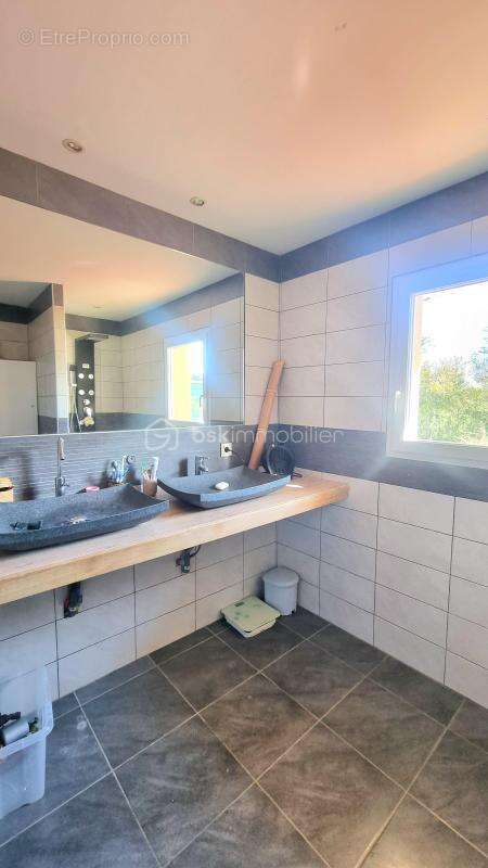 Appartement à MILLAS