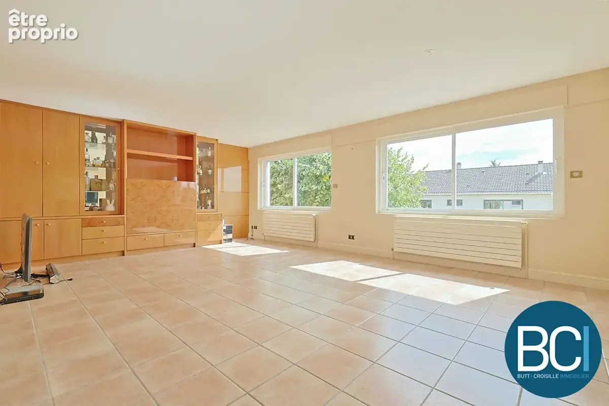 CUSTINES - Maison 7 pièces - 180m2 - photo 5