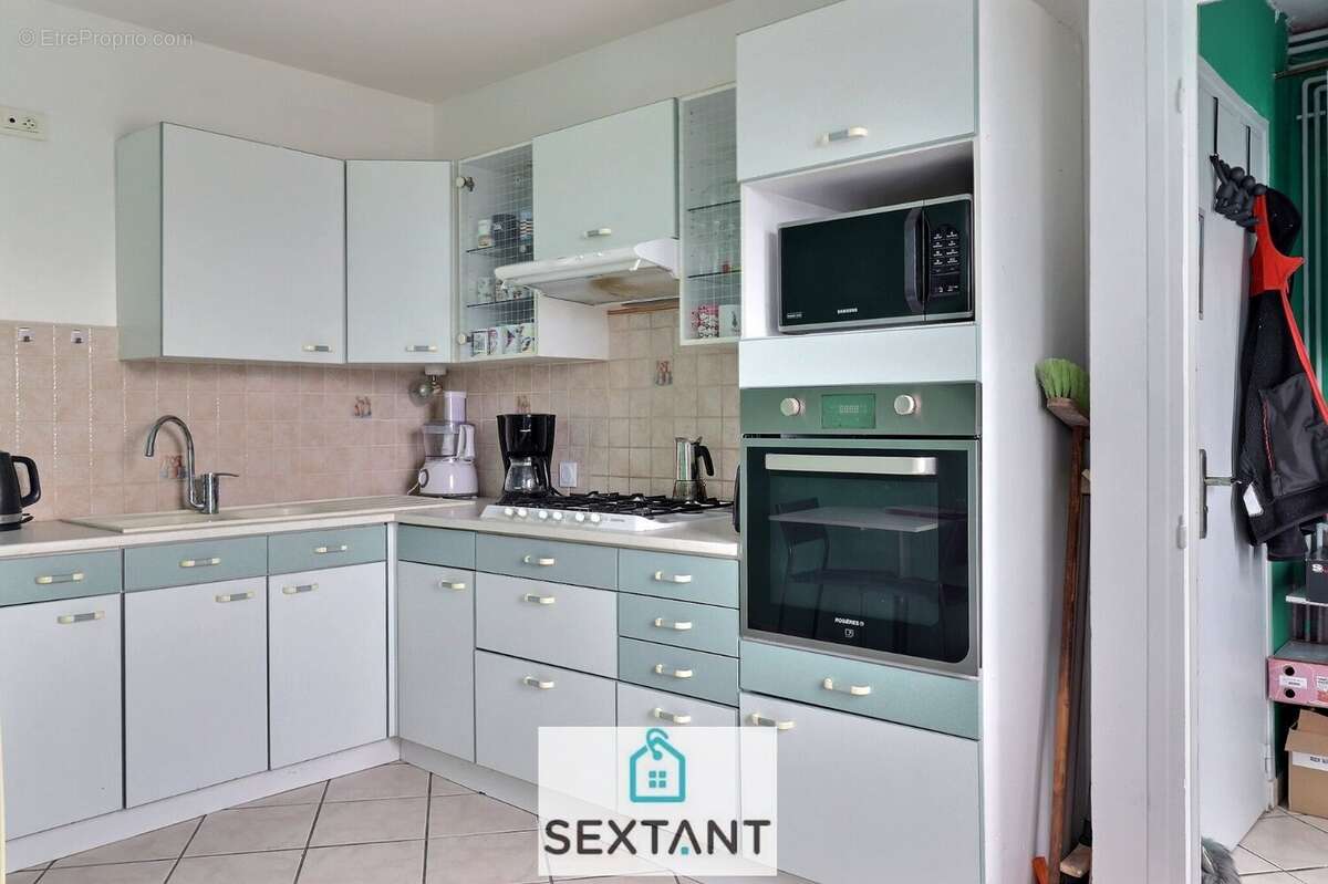 Maison mitoyenne 63m² 63300 Thiers - photo 5