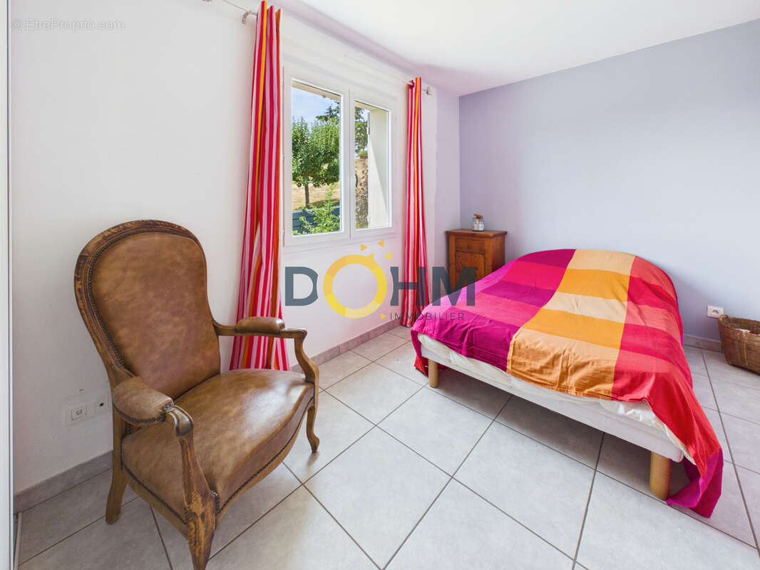 Maison plain-pied de 134 m2 à Monistrol-sur-Loire - photo 6