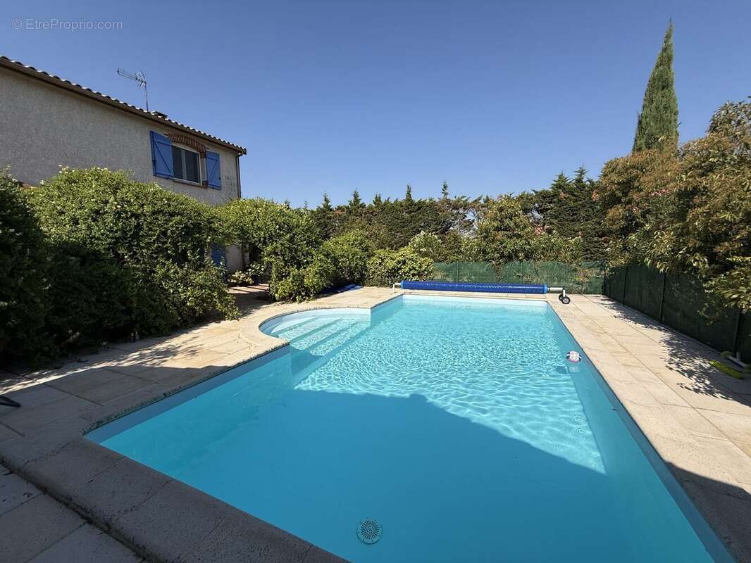 Maison 243 m² à Menville  - photo 4