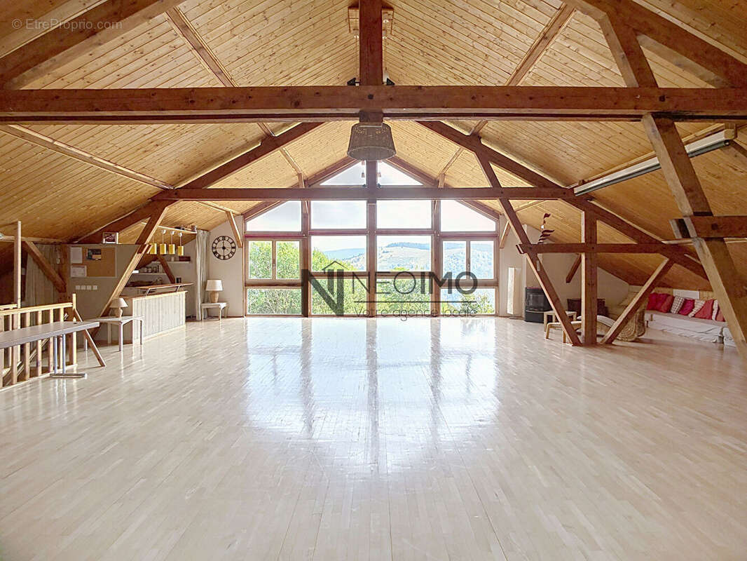 Maison La Bresse 620 m2 - photo 3