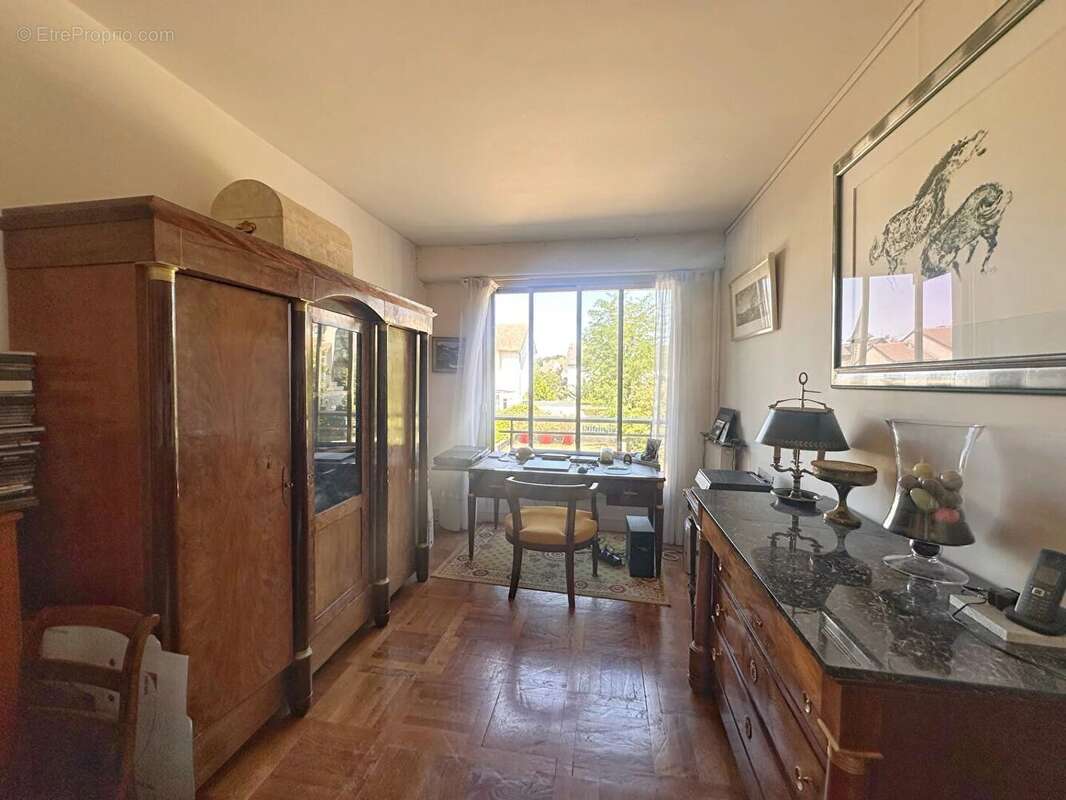 Appartement dans résidence de standing limite Enghien - photo 9