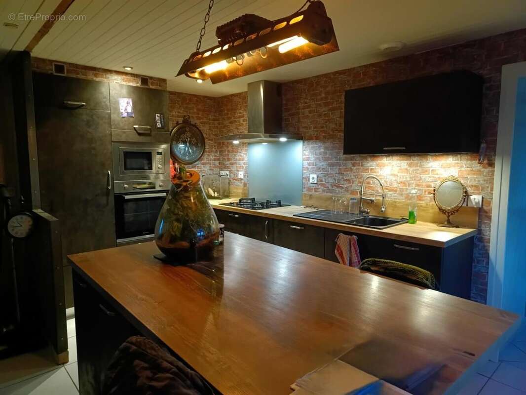 Maison 80 m² à Saint-Vougay  - photo 2