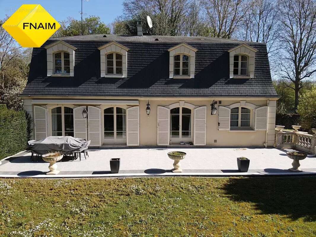 Maison à VILLIERS-SUR-ORGE