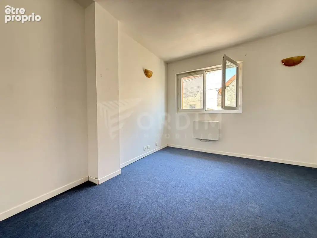 Neuvy-sur-loire, maison de ville idéale investisseur - photo 8