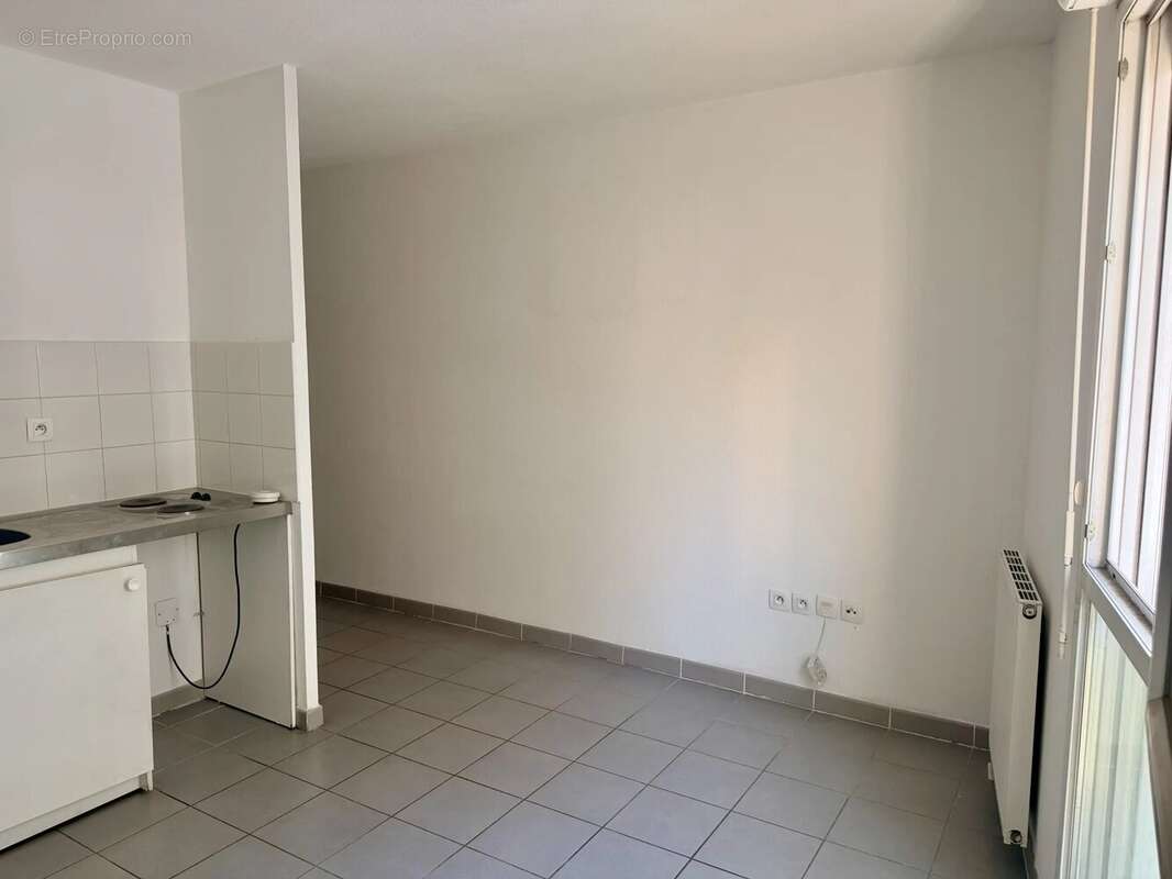 Appartement à MARSEILLE-2E