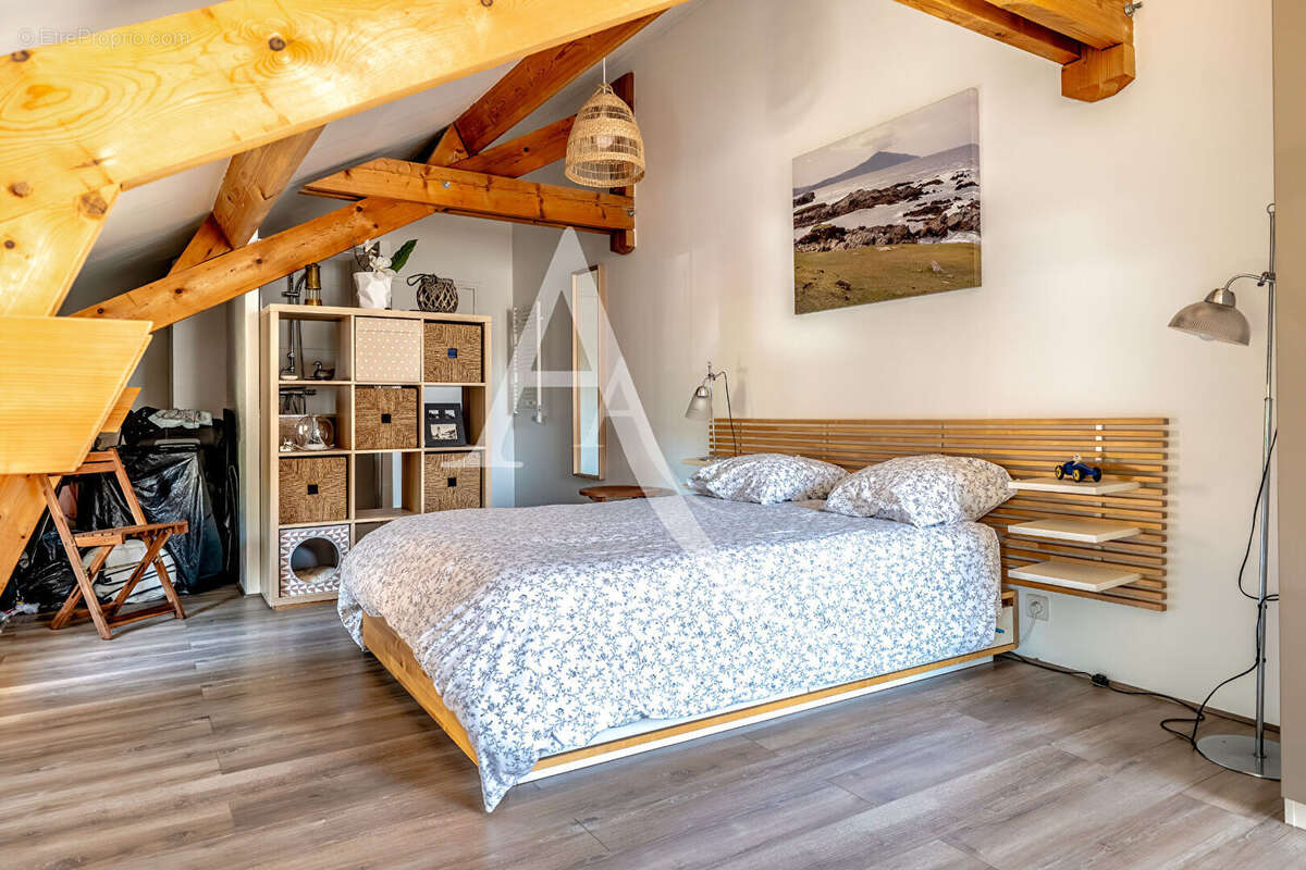 Maison à LIMEIL-BREVANNES