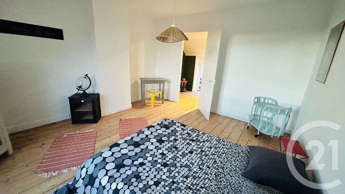 Maison à BONNIERES-SUR-SEINE