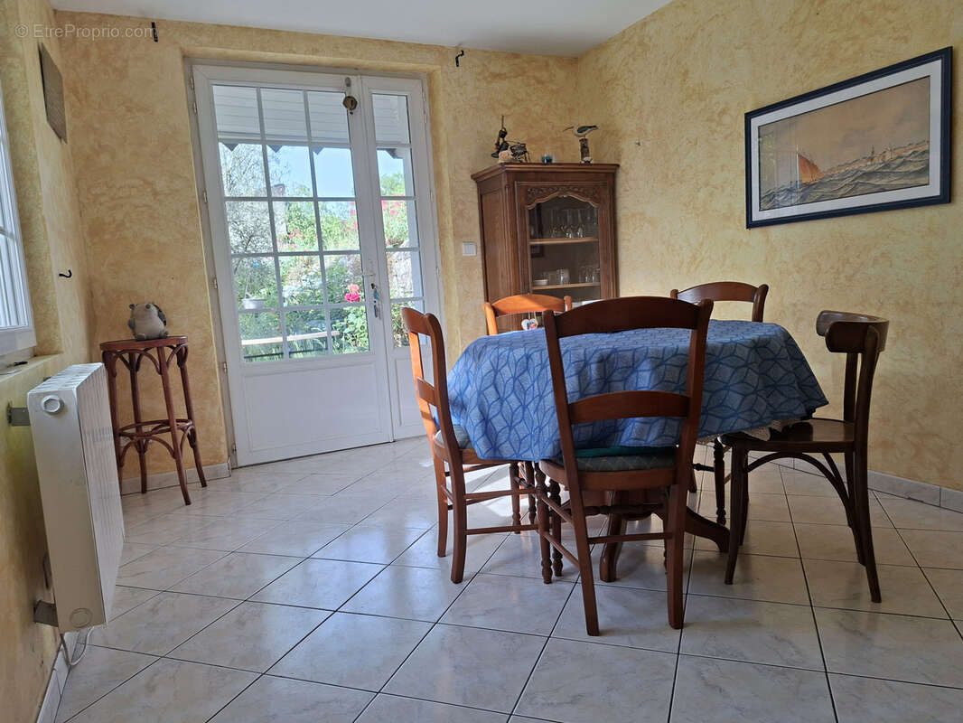 Maison à LE VAST