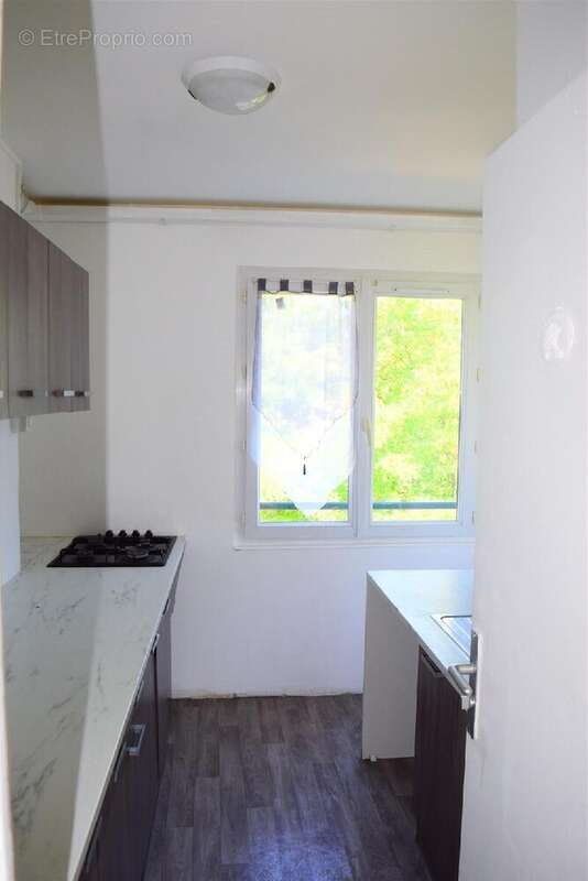 Appartement à CLICHY-SOUS-BOIS