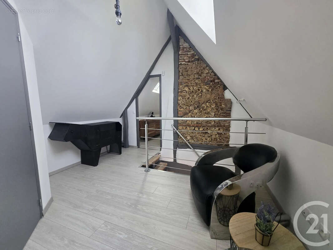 Maison 132 m² à Les Baux-De-Breteuil  - photo 7