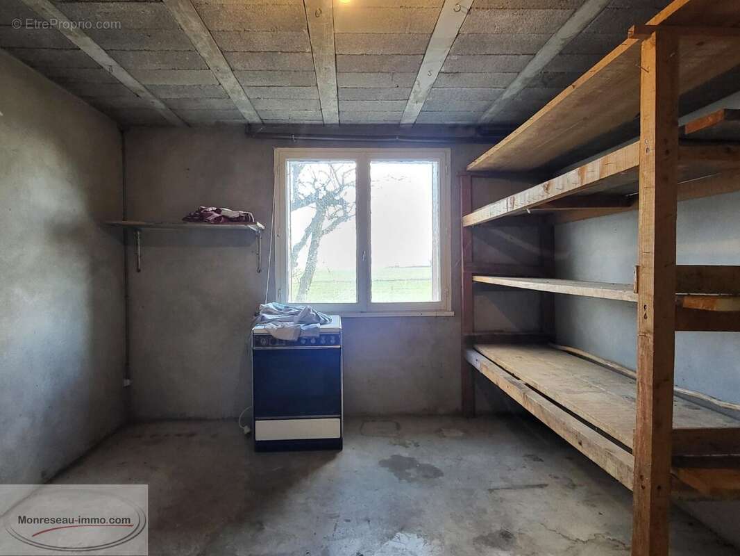 Maison à PONT-DE-VAUX