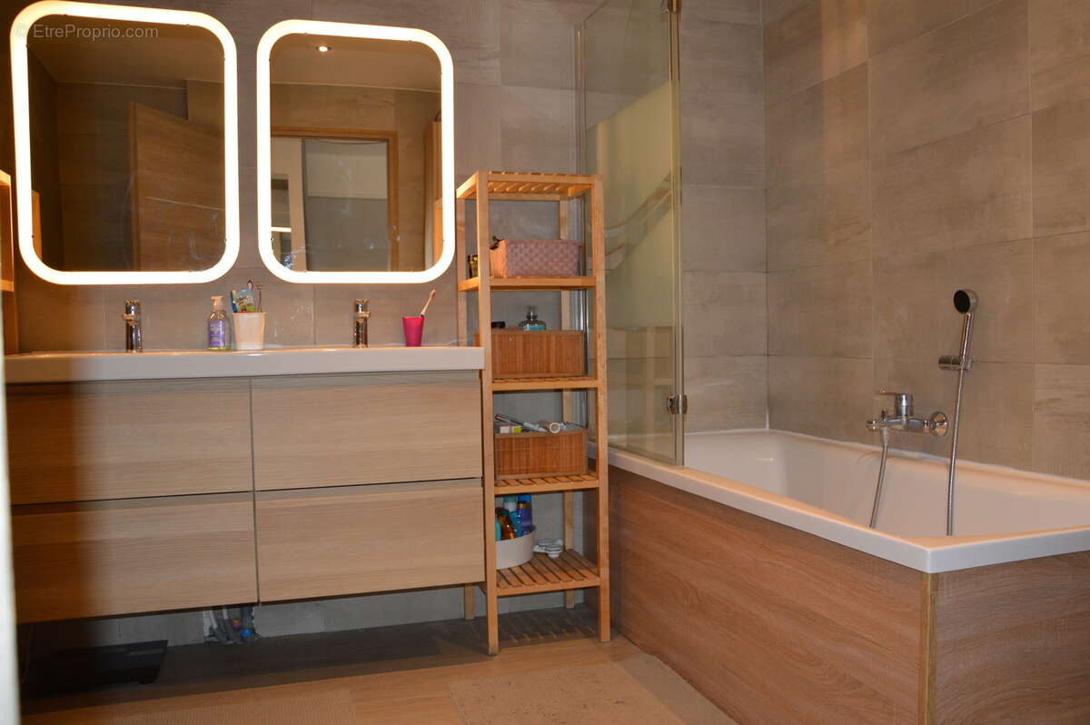 Appartement à CAGNES-SUR-MER