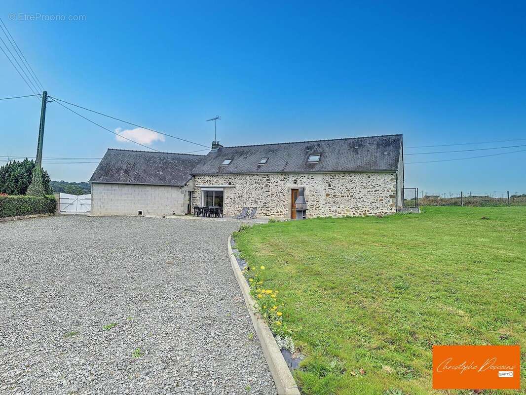 Photo 2 - Maison à JAVRON-LES-CHAPELLES