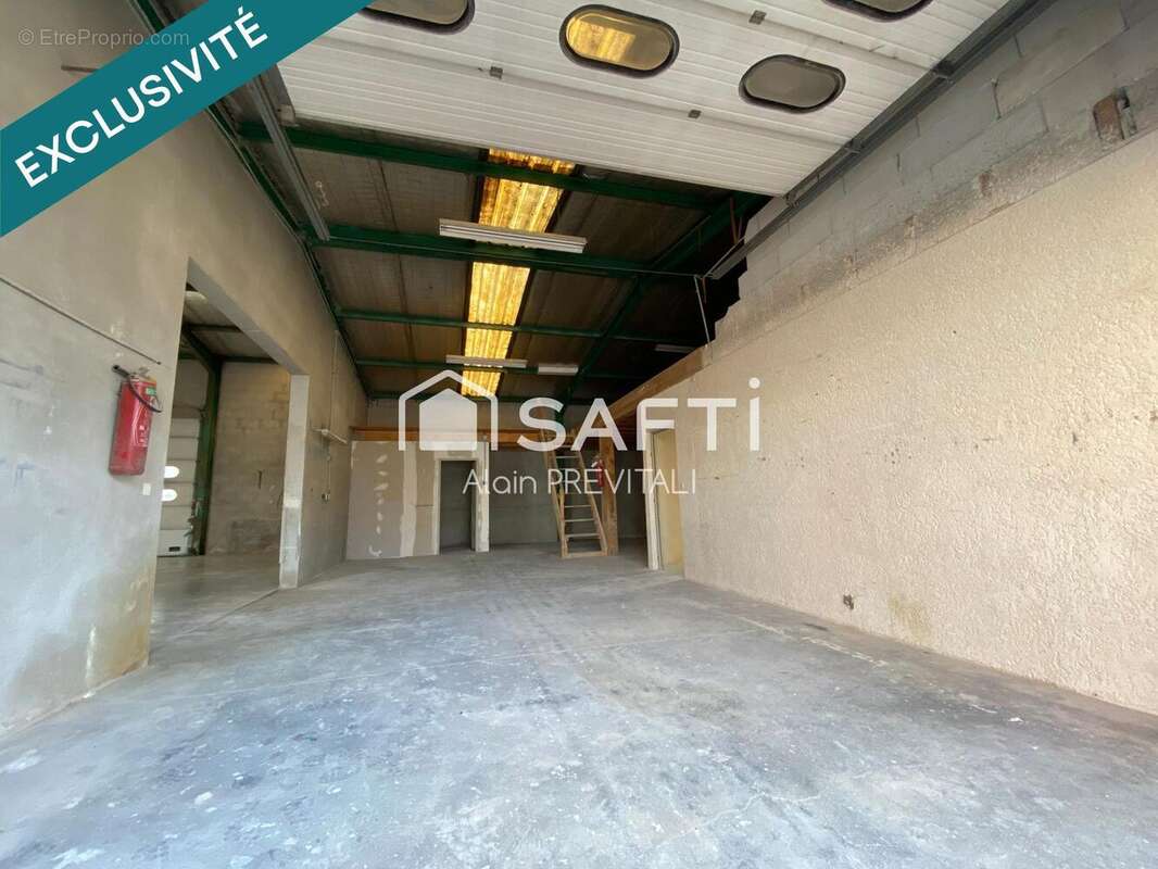 Photo 4 - Commerce à GROISSIAT