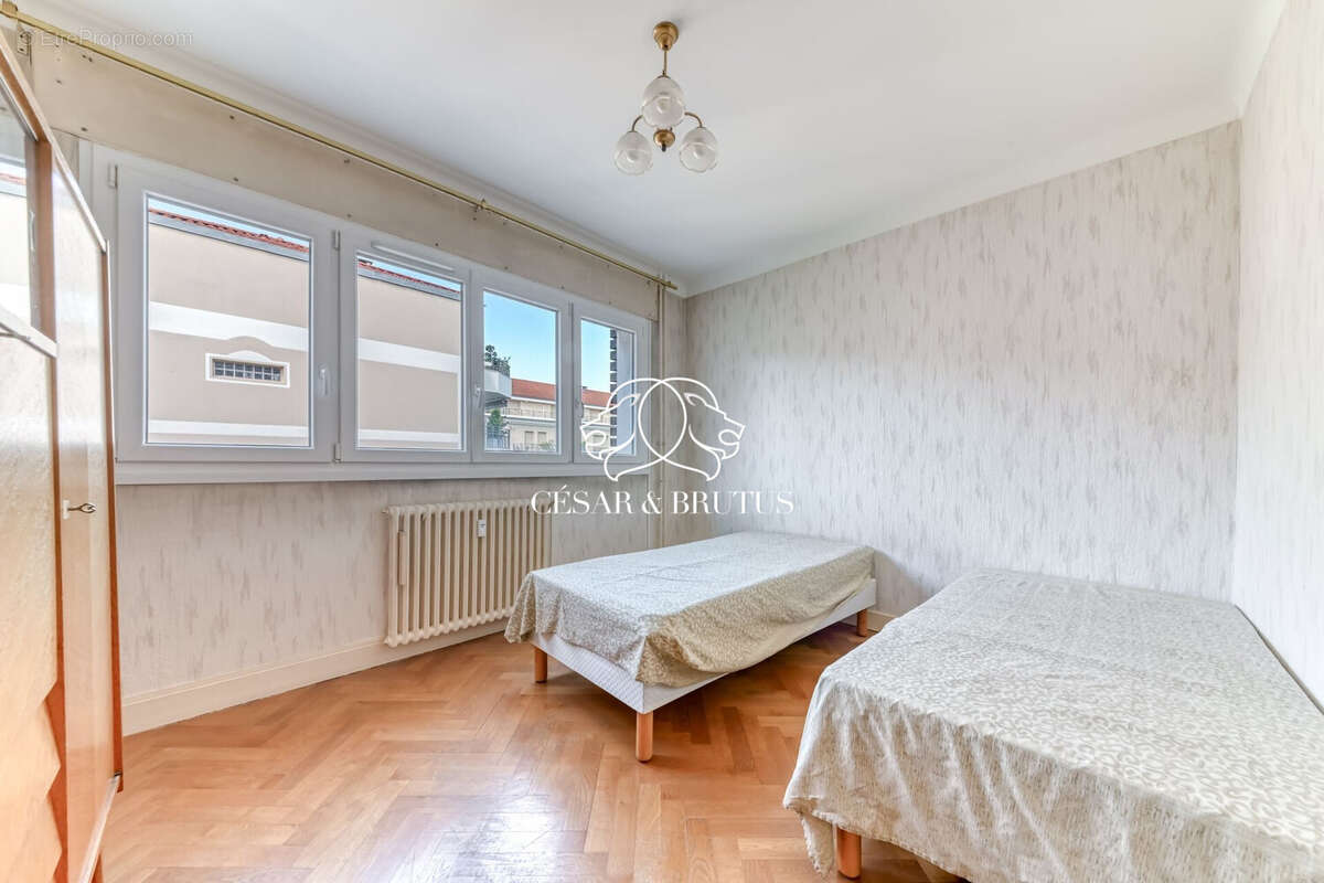 Appartement à LYON-6E