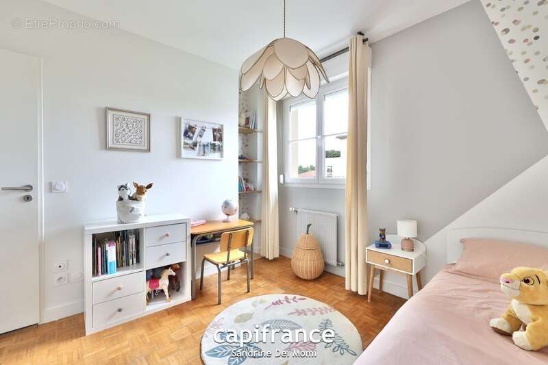 Appartement à TASSIN-LA-DEMI-LUNE