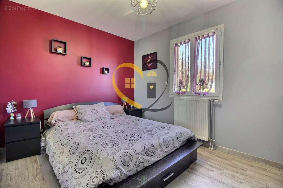 Maison à SAINT-MARTIN-D&#039;AUXIGNY