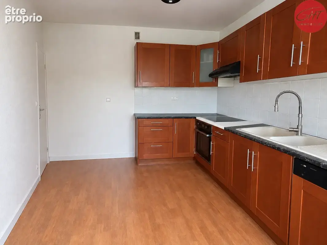 Appartement vendu loué T4 82,5m2 avec garage et cave - photo 3