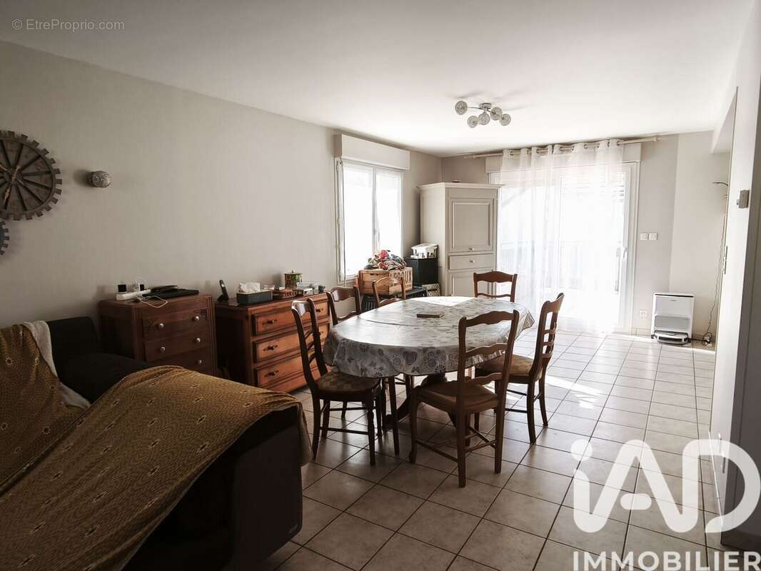 Photo 9 - Maison à VILLAINES-LA-JUHEL