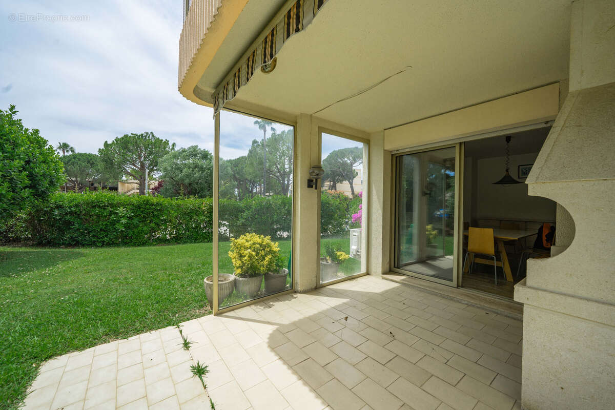 Maison à MANDELIEU-LA-NAPOULE
