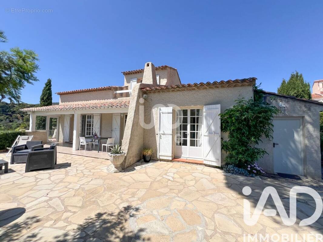 Photo 1 - Maison à LES ISSAMBRES