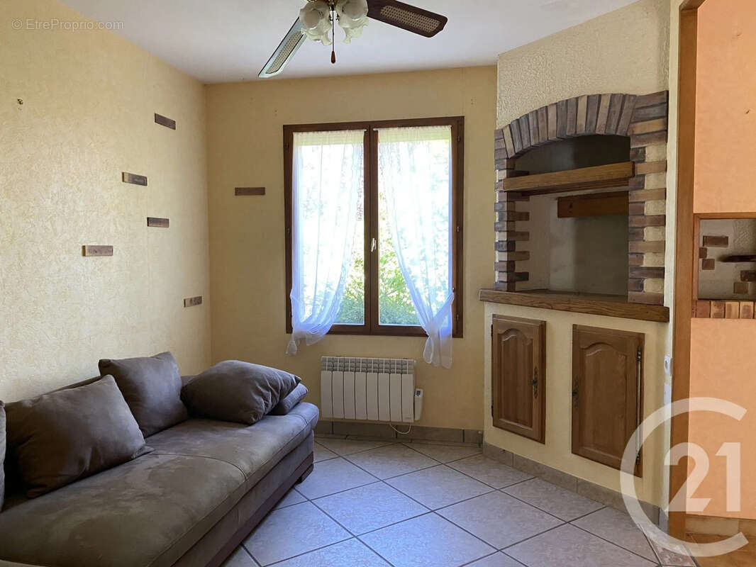 Maison 154 m² à Boulleret  - photo 4