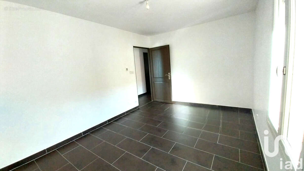 Photo 5 - Appartement à ROCHE-LA-MOLIERE