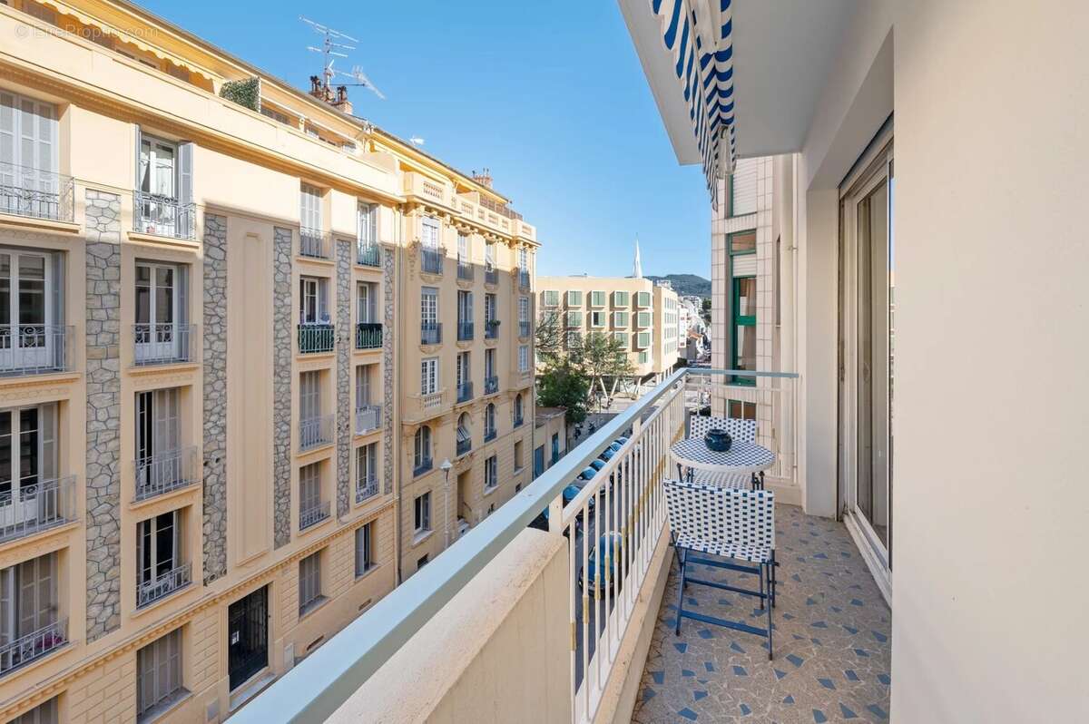 Appartement à NICE