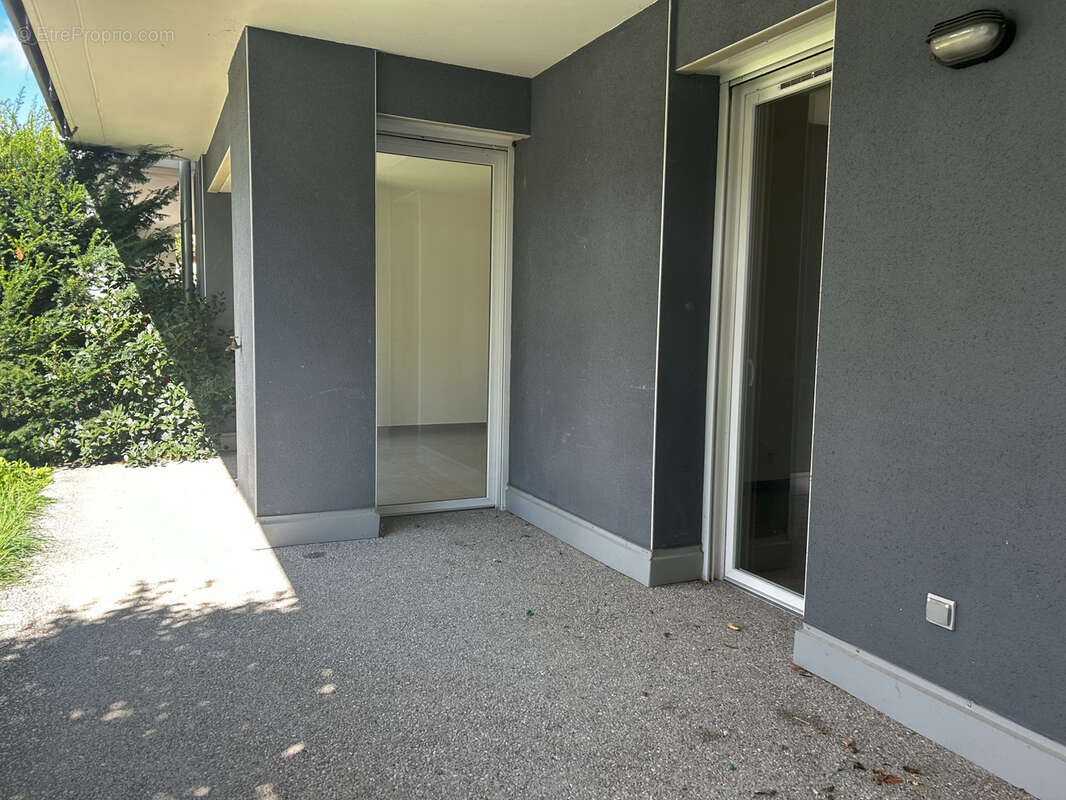 Appartement à REIGNIER