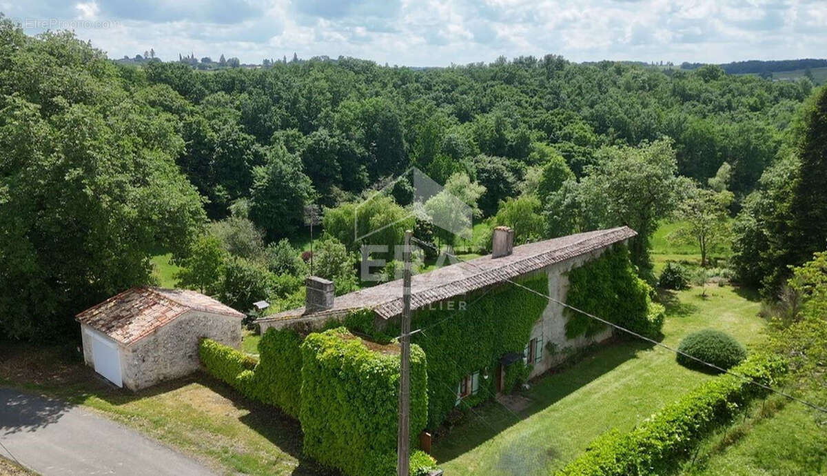 Maison à SAINTE-FOY-LA-GRANDE