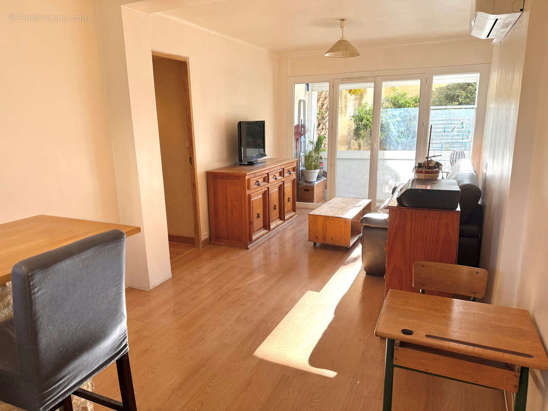 Appartement à MARSEILLE-7E