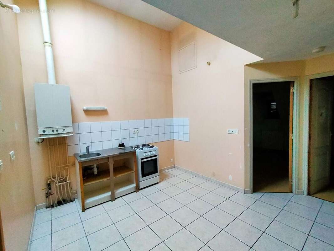 Maison à VILLAINES-LA-JUHEL