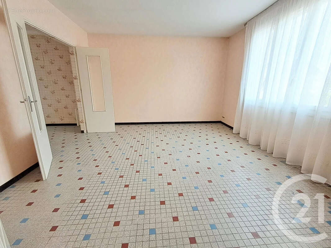 Maison 79 m² à Talmont-Saint-Hilaire  - photo 4
