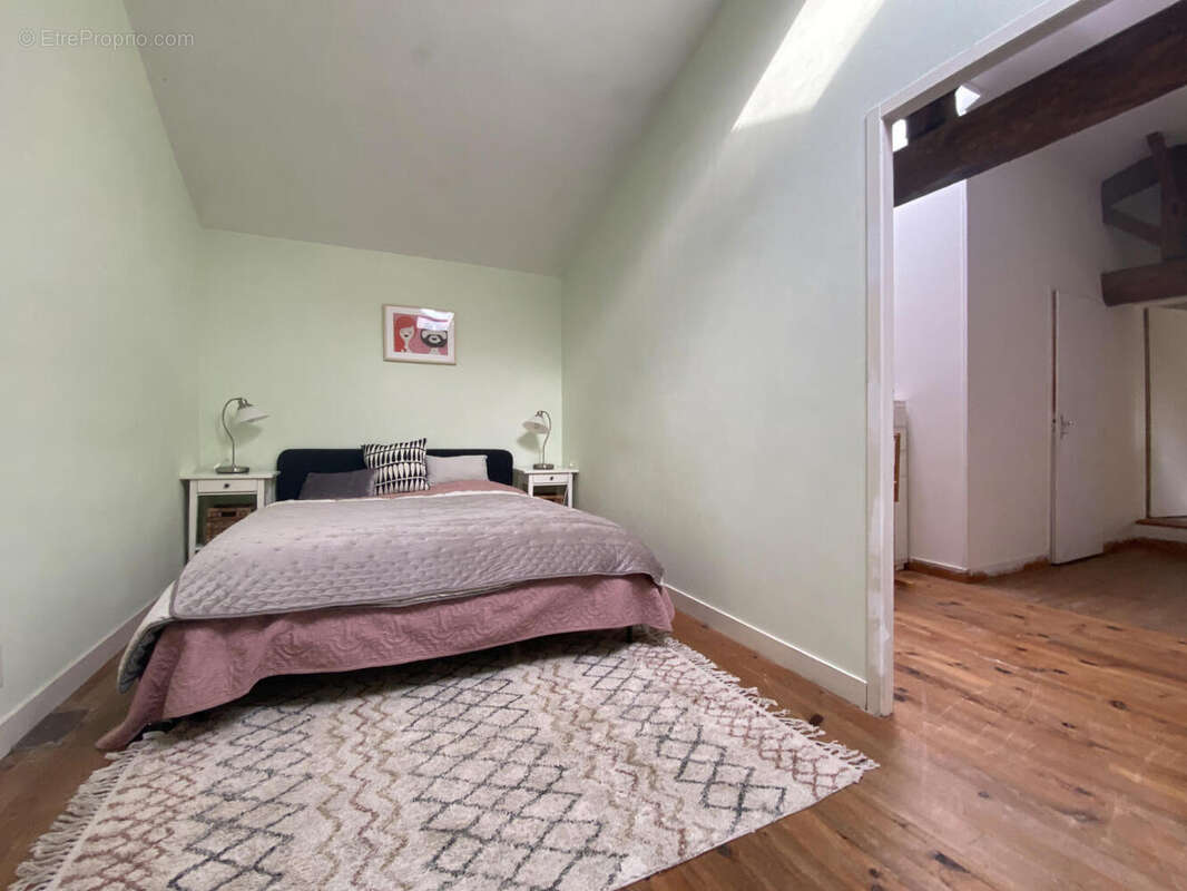 ch4 - Maison à YVIERS