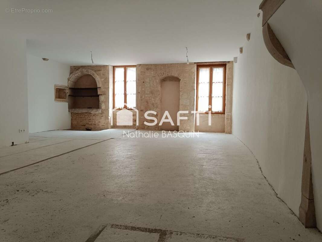 Photo 4 - Appartement à SAINT-GENGOUX-LE-NATIONAL