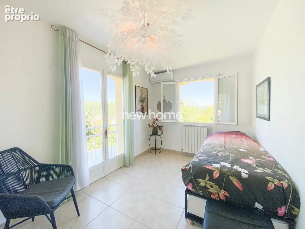 Coup de cœur – Belle villa néo-provençale à pied du village - photo 25