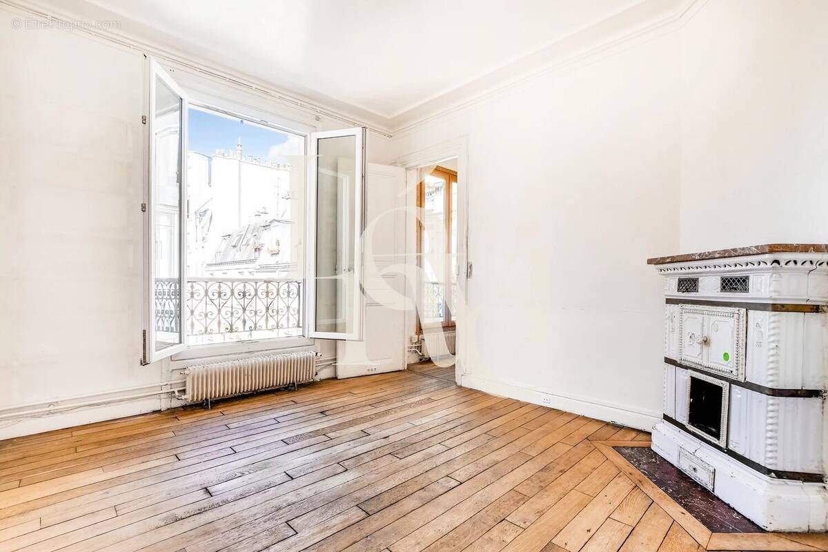 Appartement à PARIS-5E