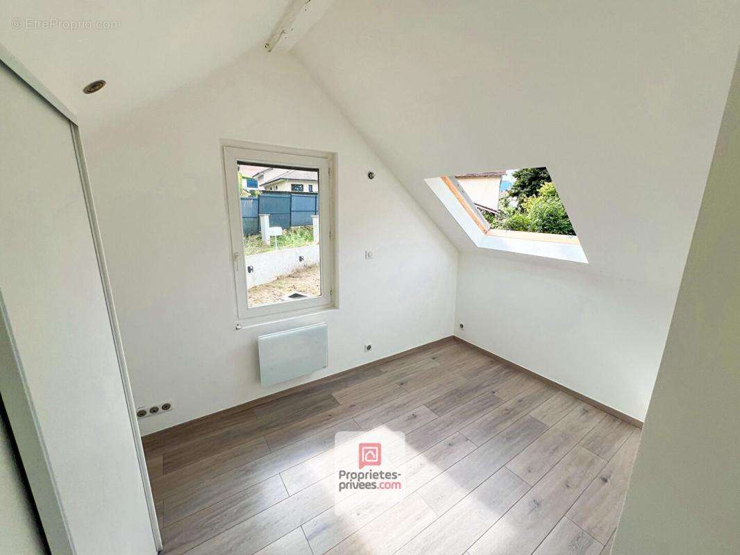 Maison à SAINT-MARTIN-D&#039;URIAGE