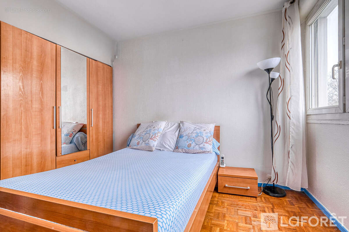 Appartement à LIVRY-GARGAN