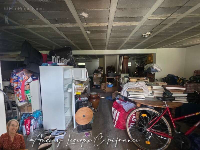 Surgeres (17) - photo 12
