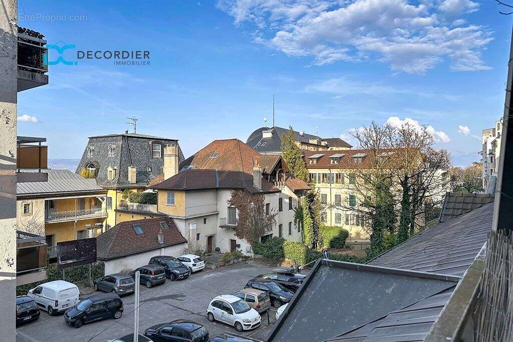 Appartement à EVIAN-LES-BAINS