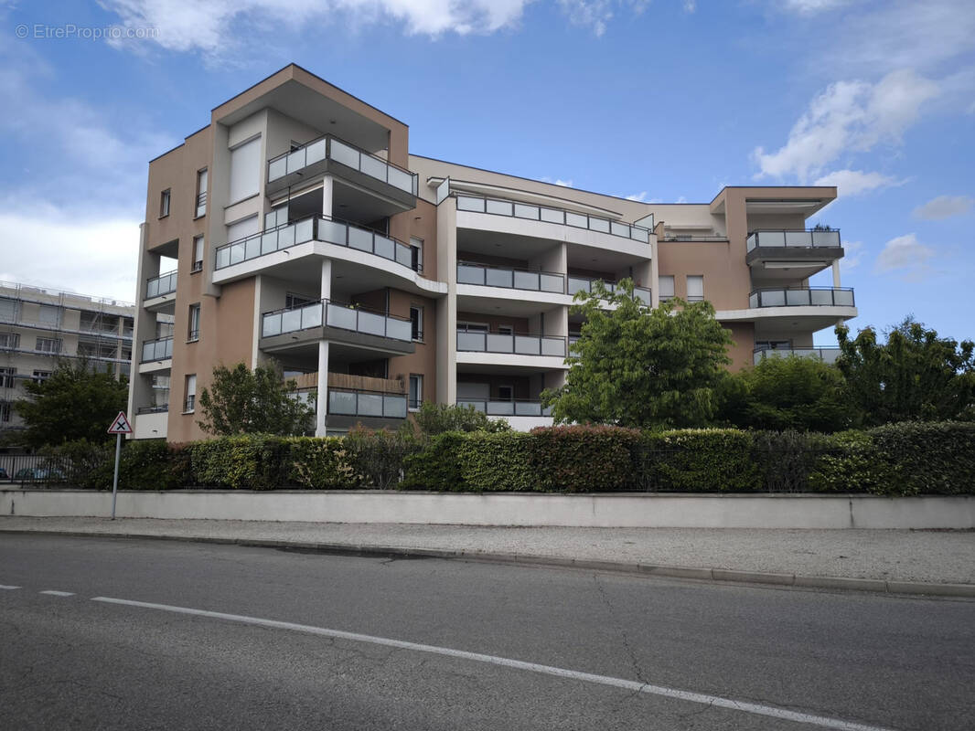 Appartement à BOURG-LES-VALENCE