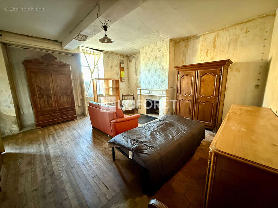 Maison à CASTETS-EN-DORTHE