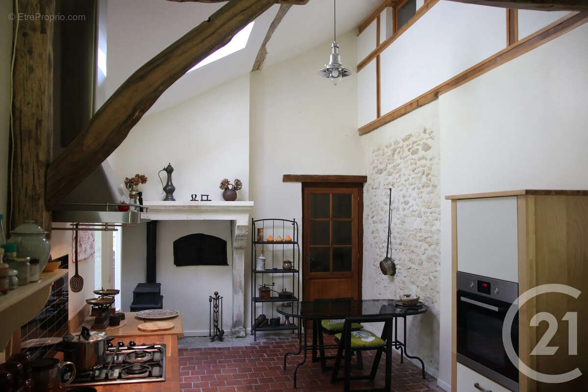 Maison 117 m² à Etais-La-Sauvin  - photo 10