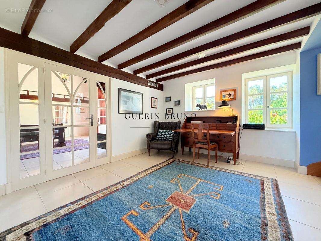 Maison à SAINT-FELIX-DE-BOURDEILLES