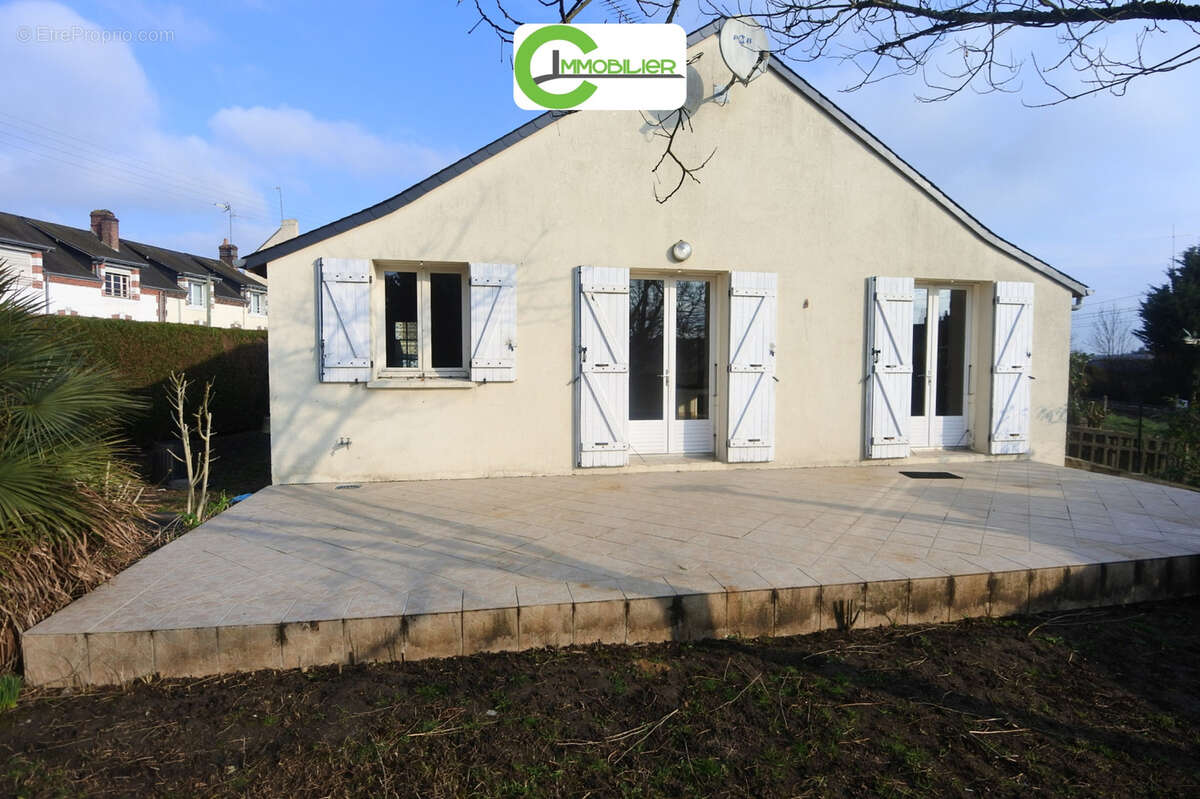 Maison à LA FERTE-BERNARD