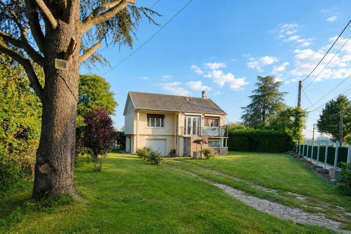 Maison à SAINT-ILLIERS-LE-BOIS