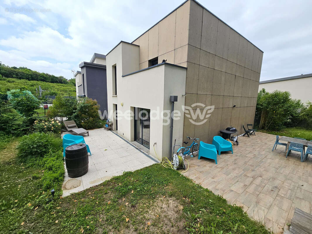 Maison à LOUVECIENNES